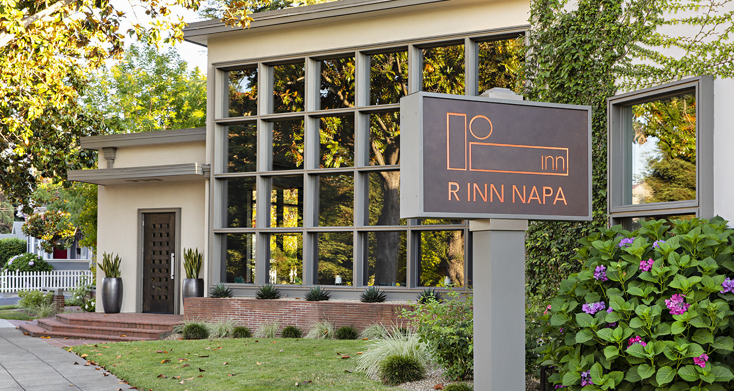 CONTACT R INN NAPA WE LOOK FORWARD TO SPEAKING WITH YOU